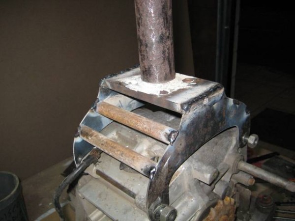 soporte motor sanglas 400 y-0005