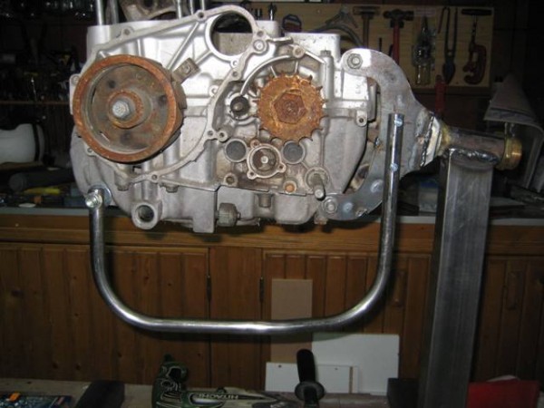 soporte motor sanglas 400 y-0009